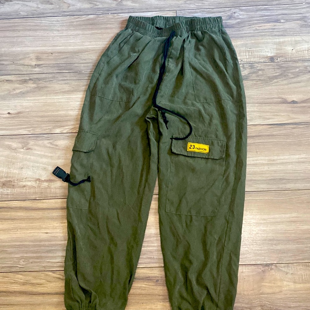 Type cargo jeans from SHEIN